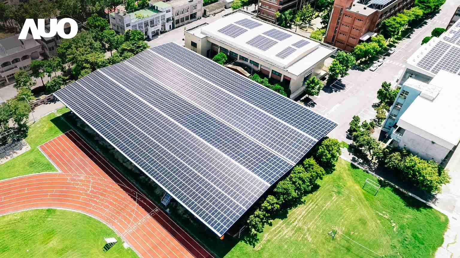 EBpaySunSteel光电整合型浪板具备快速安装、、轻量化优势,,可提升15%发电效能,,通过国际IEC与台湾VPC认证安全、、防漏、、、、耐候标准